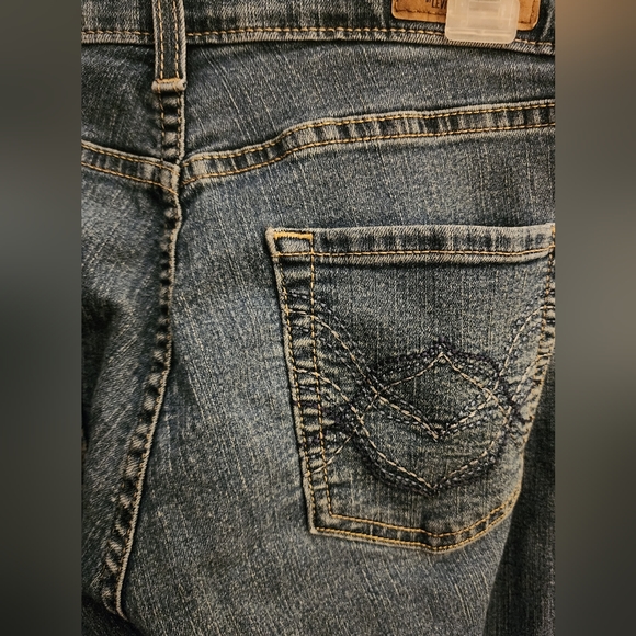 Levis signature series womens size 6 stretch bootcut jeans - Picture 5 of 6